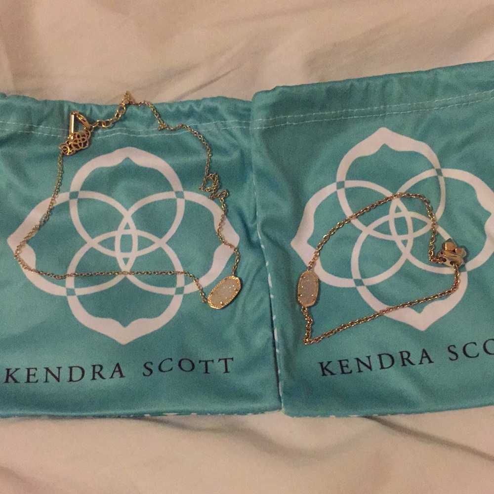 Both Rose gold Kendra Scott necklace and bracelet✨